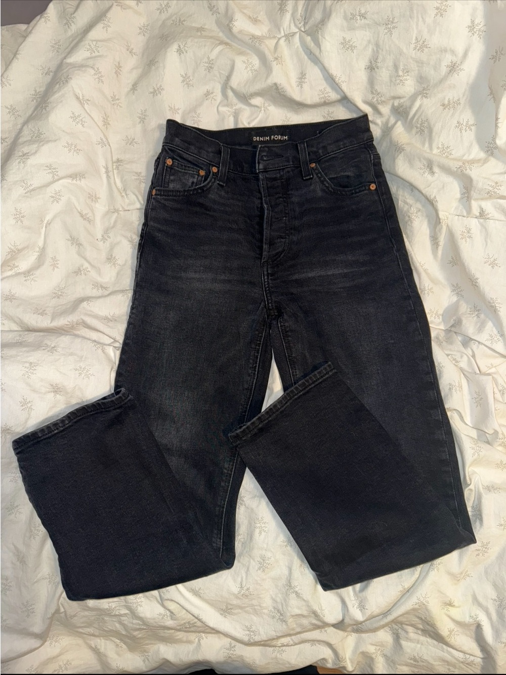 Aritzia The Arlo High Rise Straight Jeans 26L